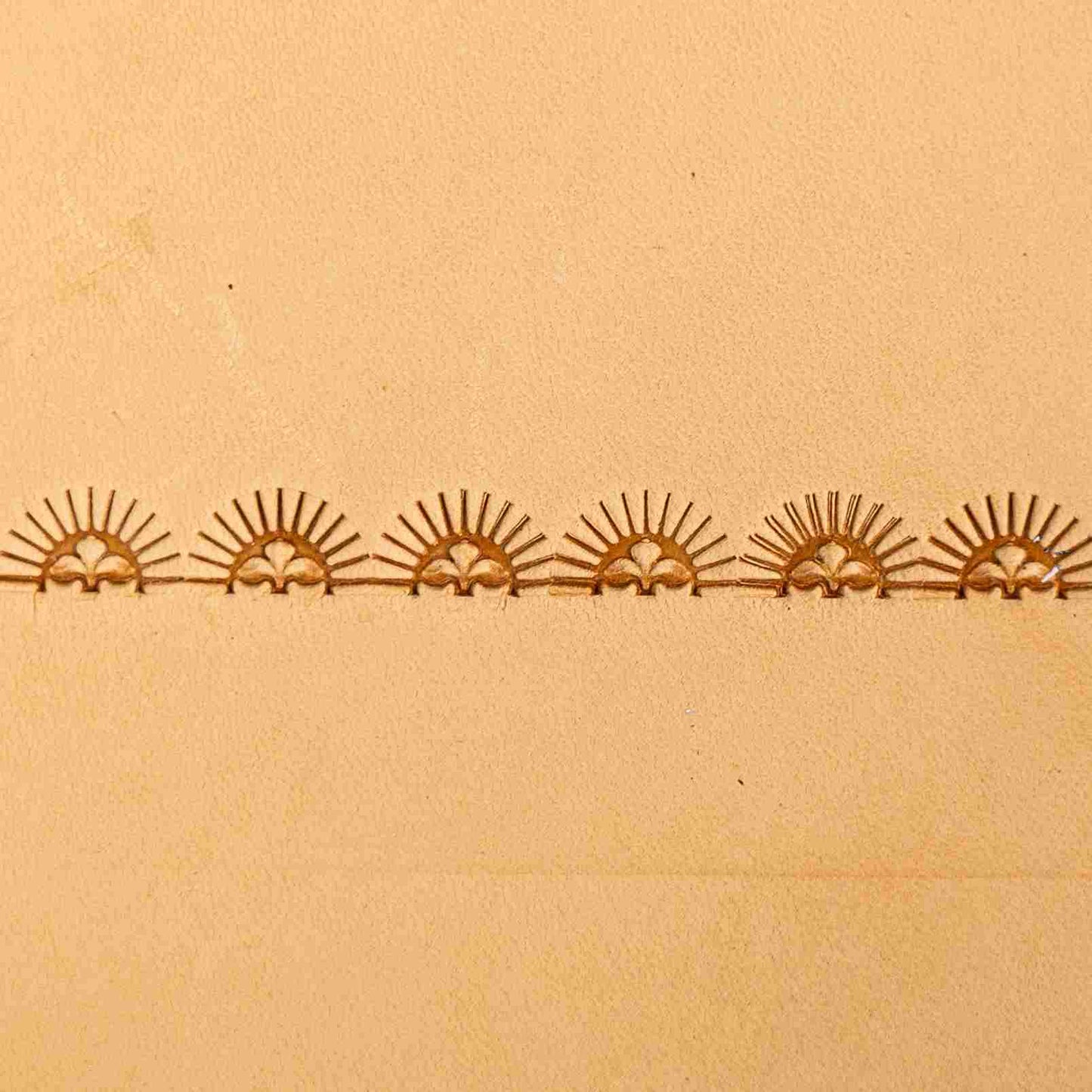 LT164 Sunburst Border Leather Stamping Tool– Sunburst Border 11x6mm (7/16" x 3/13")