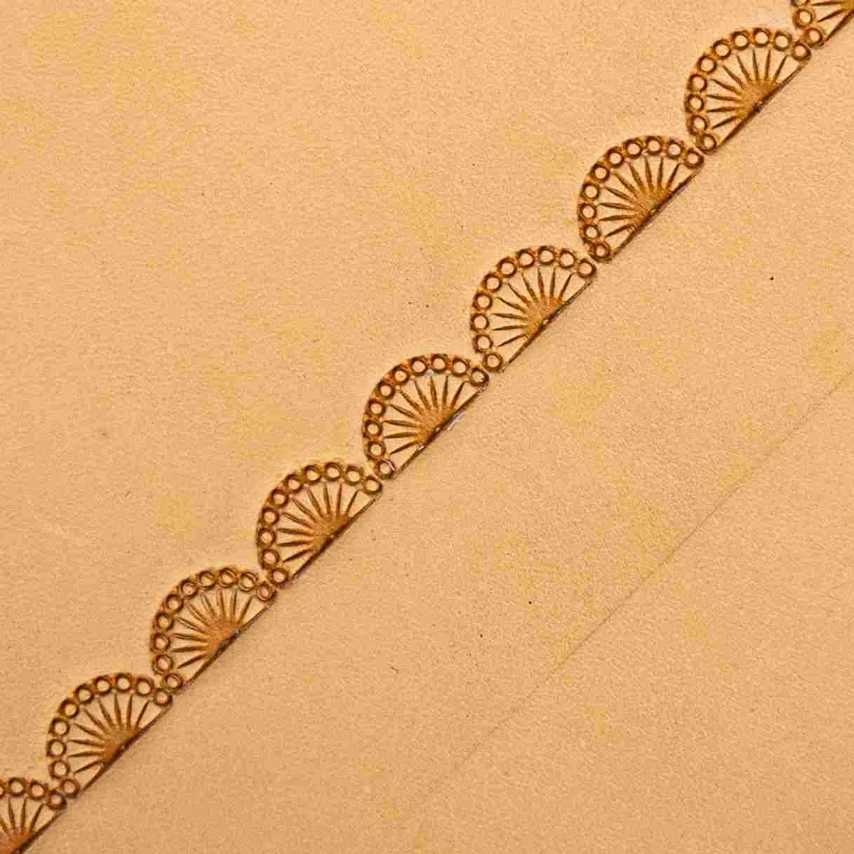 LT186 Fan Border Leather Stamping Tool– Fan Border 10x5mm (2/5" x 1/5")