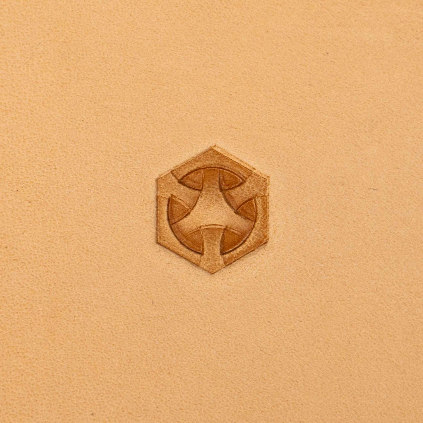 LT209 Geometric Leather Stamping Tool–Interlocking Shapes Geometric 15x13mm (7/12" x 1/2")