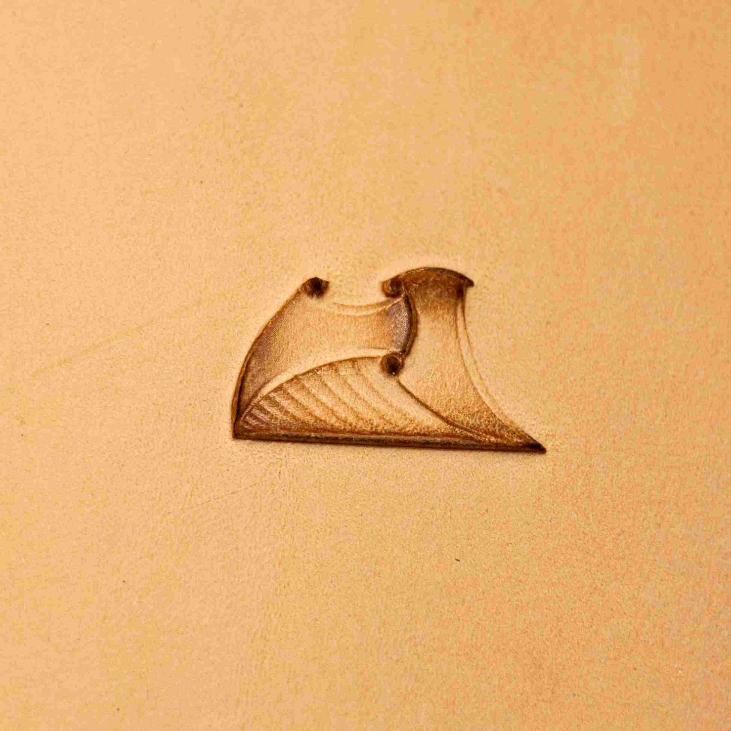 LT371 Geometric Leather Stamping Tool–Curved Tiles Geometric 21x12mm (5/6" x 7/15")