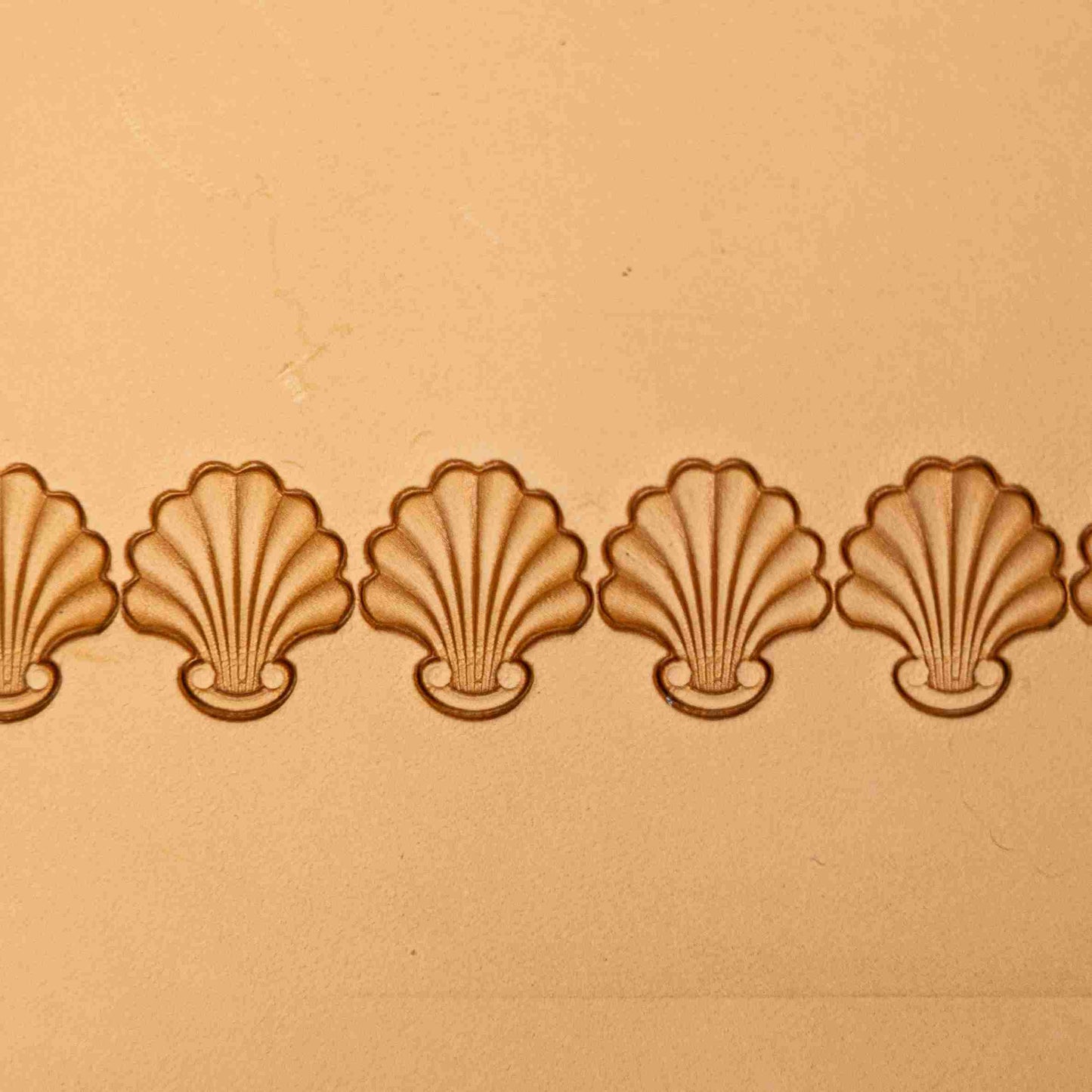 LT398 Premium Leather Stamping Tools for Professional Crafters - 15x14mm size