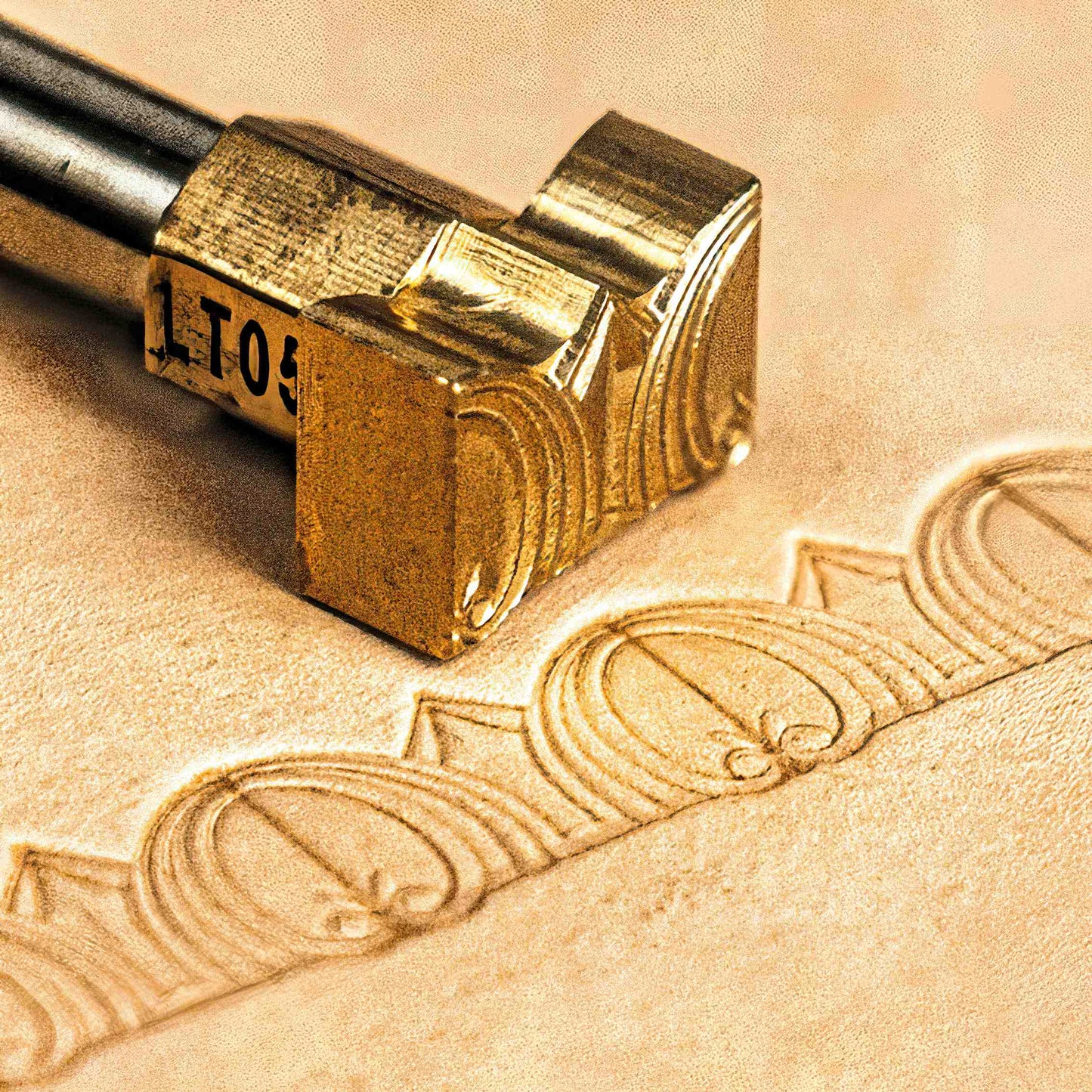 LT053 Geometric Leather Stamping Tool–Art Deco Geometric
