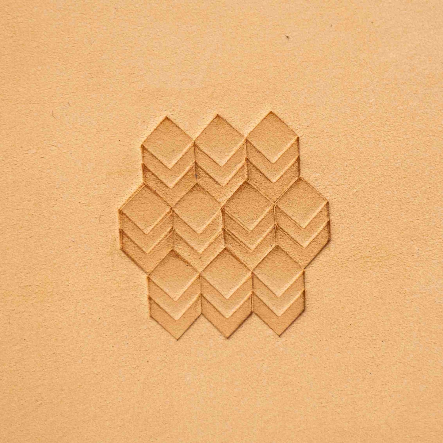 LT200 Geometric Leather Stamping Tool–3D Cubes Geometric 15x9mm (7/12" x 5/14")