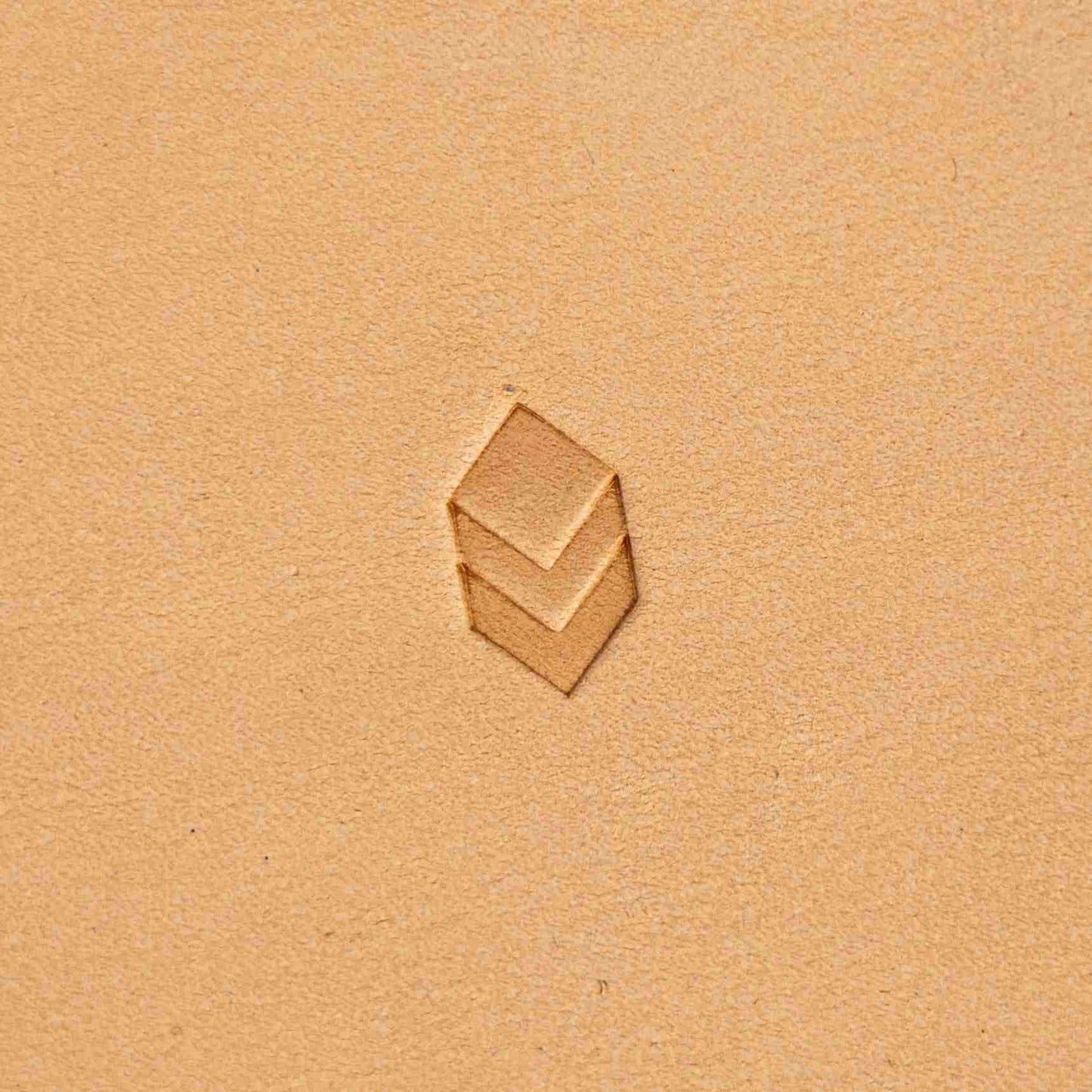 LT200 Geometric Leather Stamping Tool–3D Cubes Geometric 15x9mm (7/12" x 5/14")