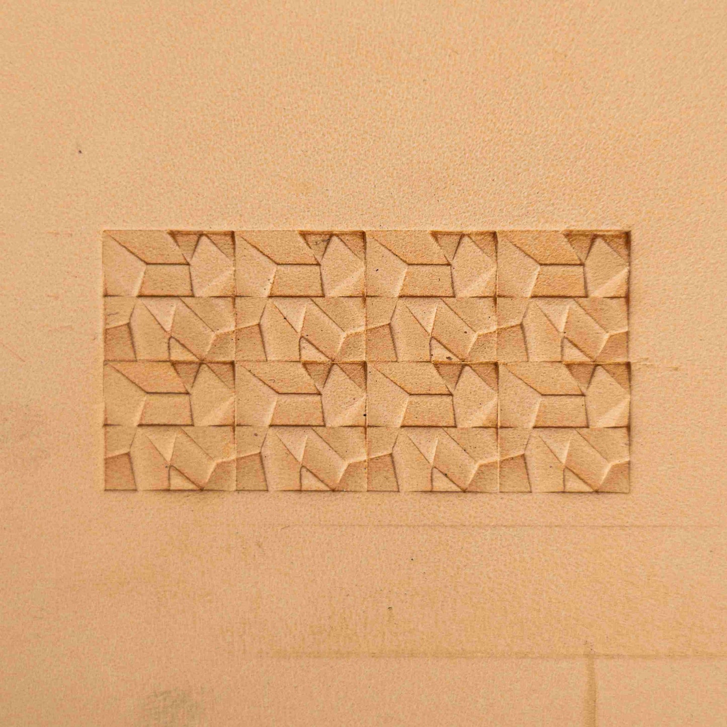 LT374 Geometric Leather Stamping Tool–Mosaic Style Geometric 13x13mm (1/2" x 1/2")
