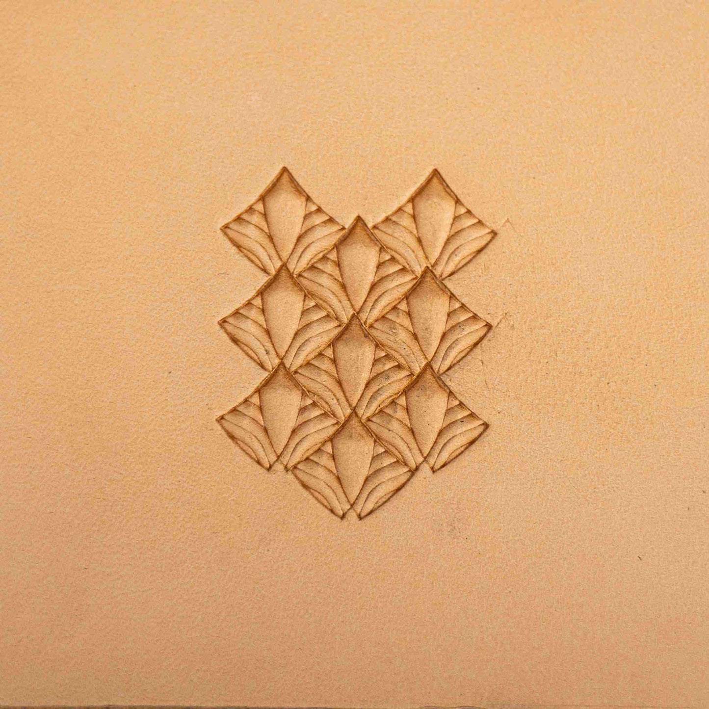 LT390 Geometric Leather Stamping Tool–Fan Diamond Geometric 15x14mm (7/12" x 5/9")