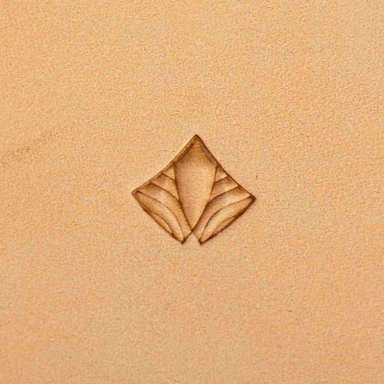 LT390 Geometric Leather Stamping Tool–Fan Diamond Geometric 15x14mm (7/12" x 5/9")