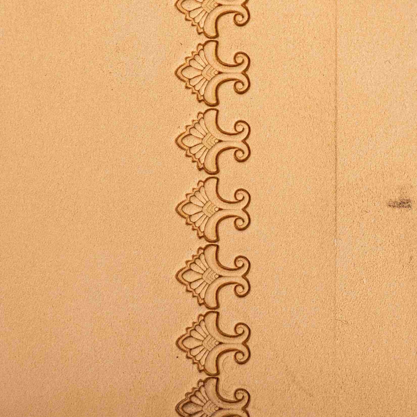 LT395 Ornate Border Leather Stamping Tool– Ornate Border 14x13mm (5/9" x 1/2")