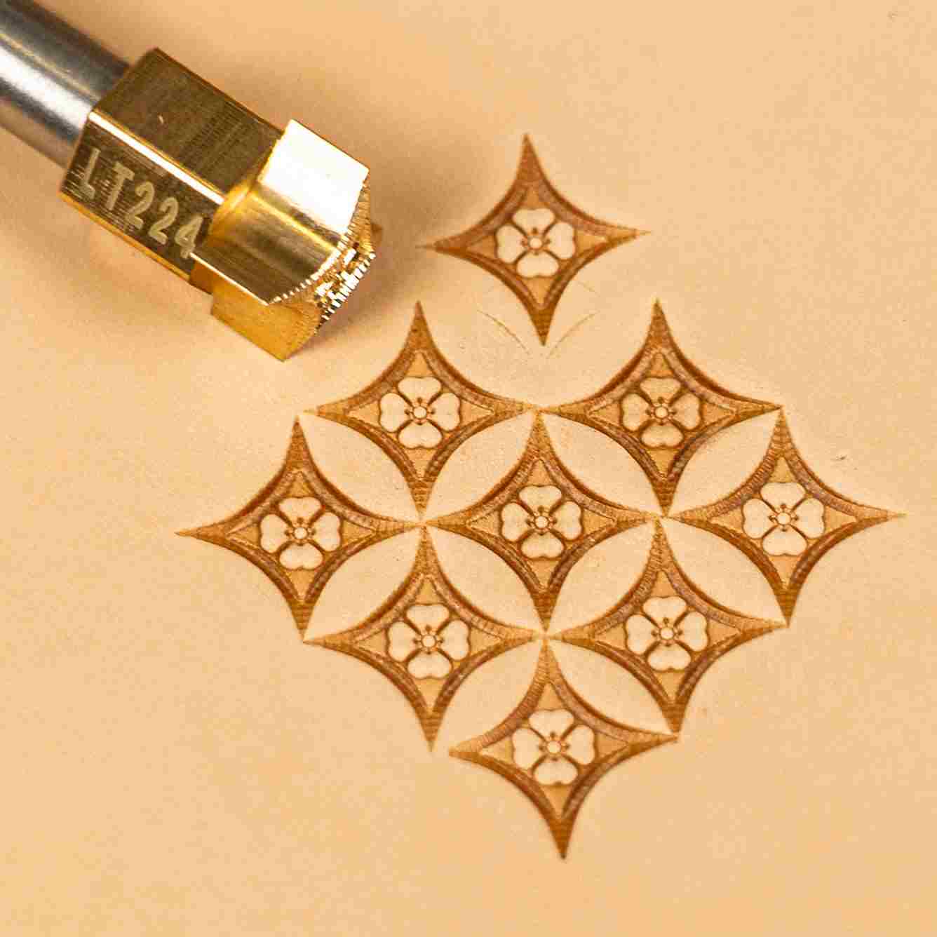 LT224 Premium Leather Stamping Tools for Professional Crafters - 15x15mm size