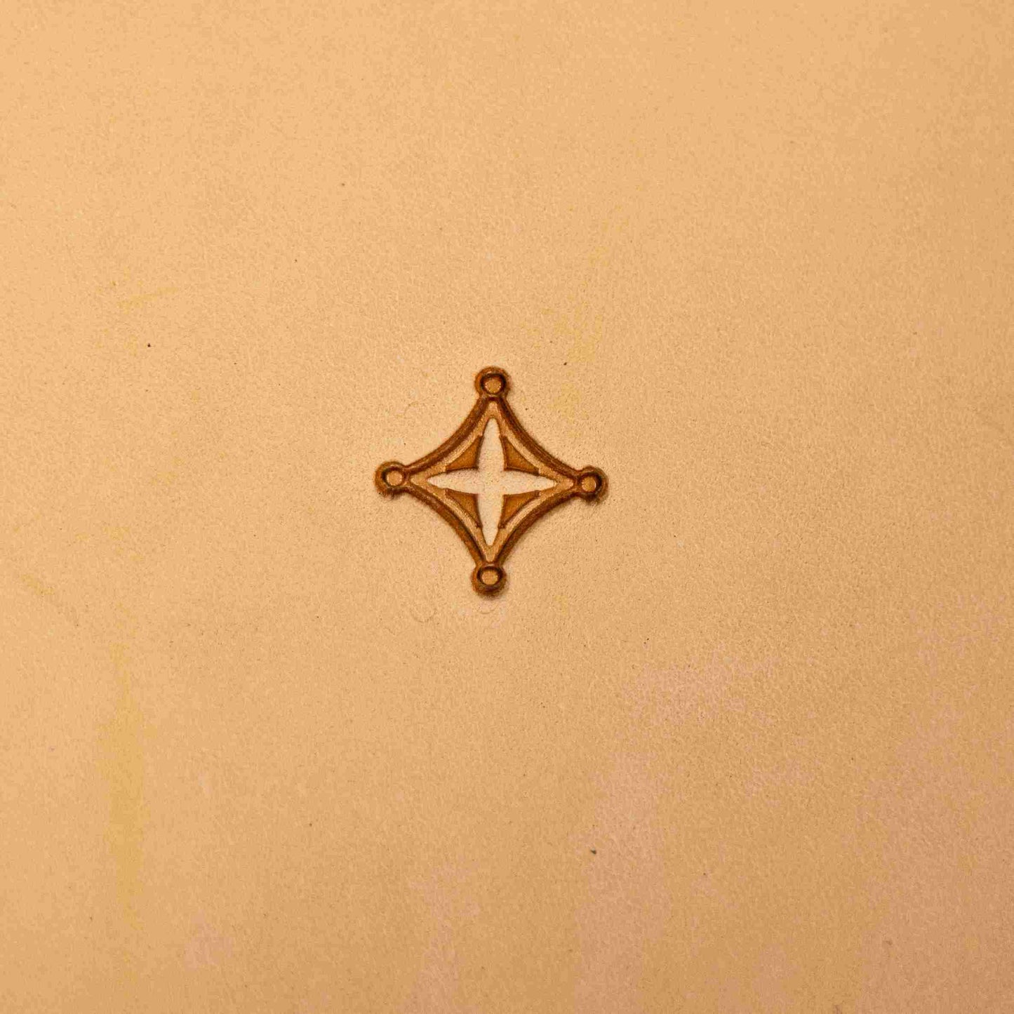 LT228 Geometric Leather Stamping Tool–Diamond Cross Geometric 15x15mm (7/12" x 7/12")
