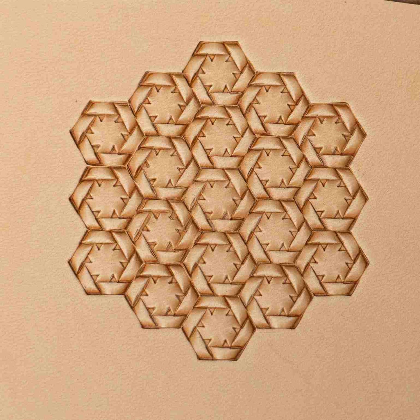 LT269 Geometric Leather Stamping Tool–Hex Knot Geometric 15x13mm (7/12" x 1/2")