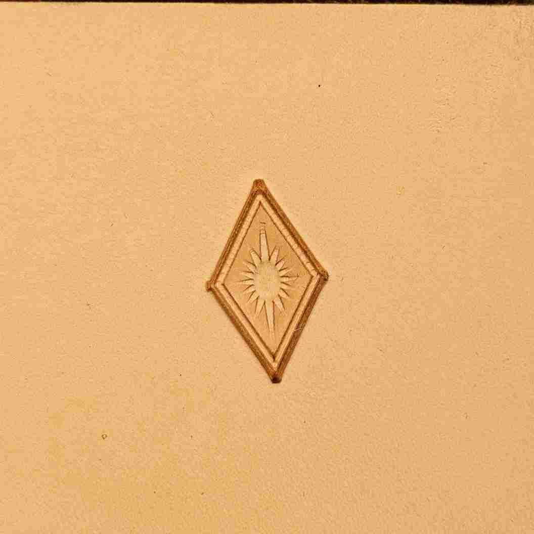 LT292 Geometric Leather Stamping Tool–Sunburst Diamonds Geometric 19x11mm (3/4" x 7/16")