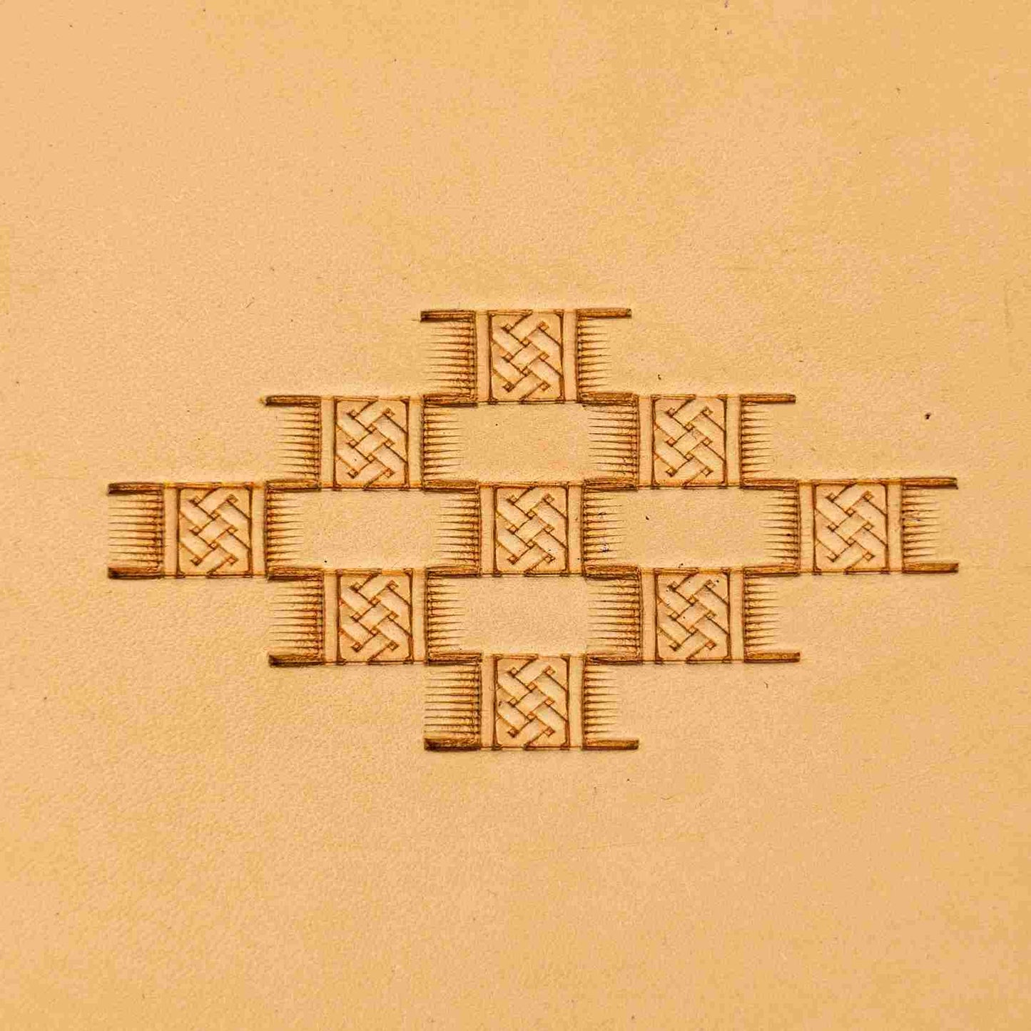 LT339 Basket Weave Leather Stamping Tool–Diamond Arrangement Basket Weave 16x7mm (5/8" x 3/11")