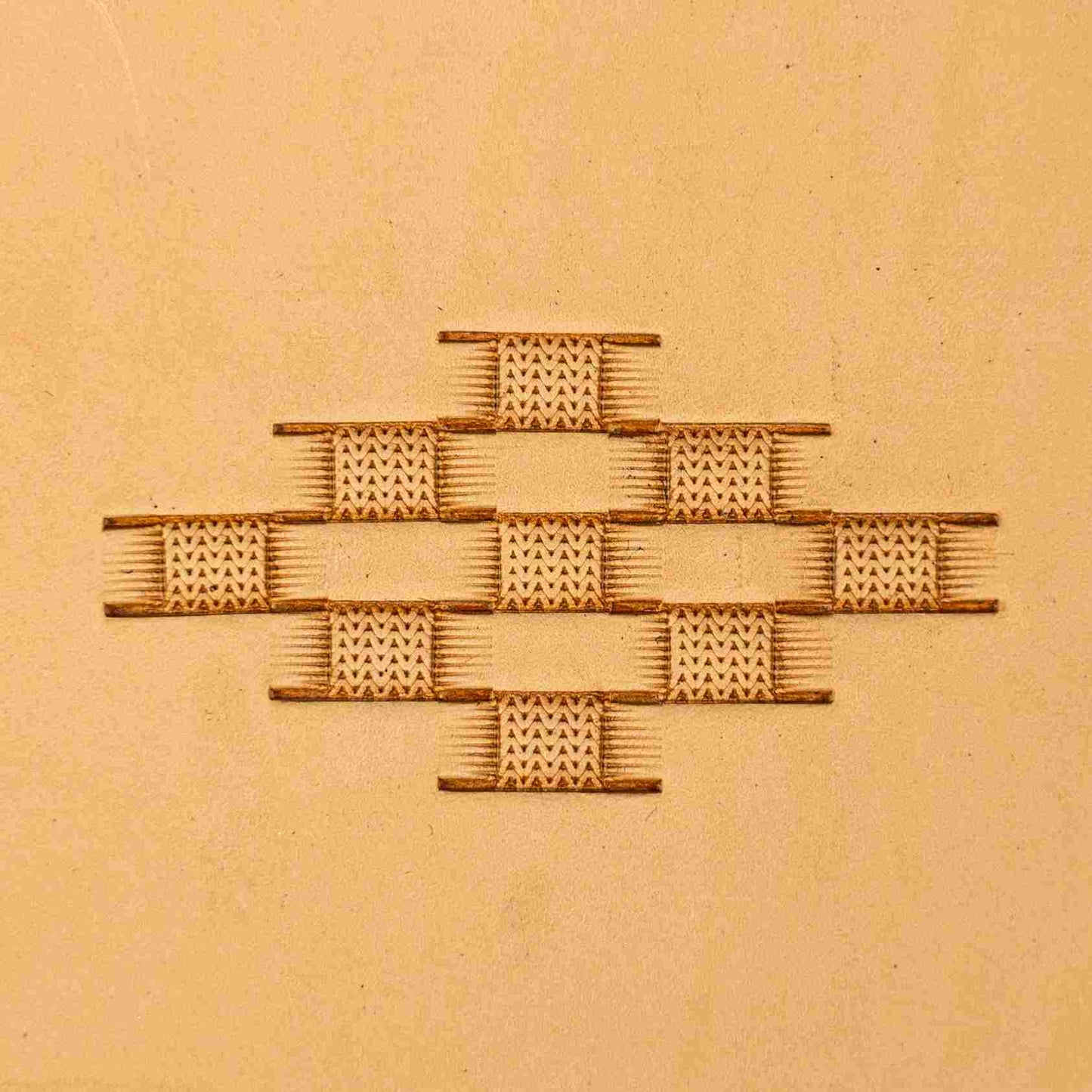 LT348 Basket Weave Leather Stamping Tool–Zigzag Basket Weave 16x7mm (5/8" x 3/11")