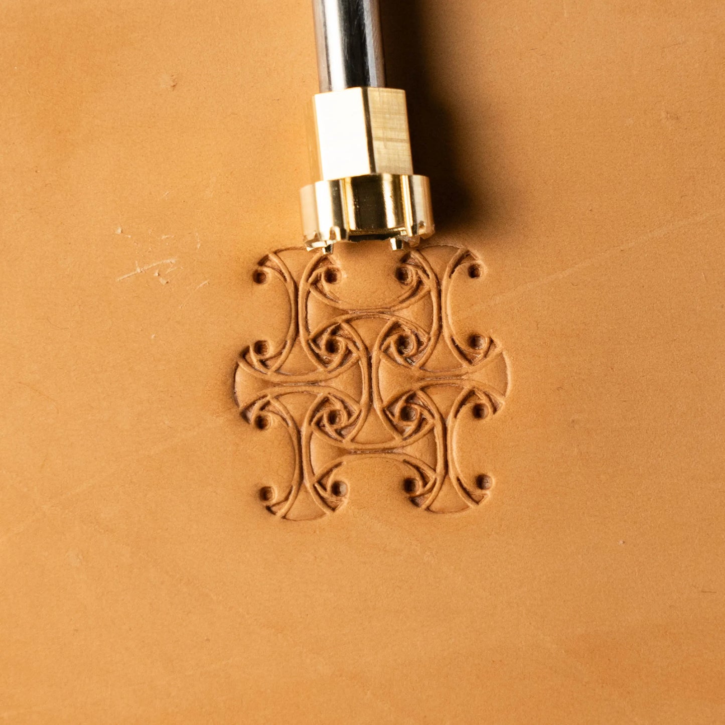 LT243 Geometric Leather Stamping Tool–Celtic Style Geometric 10x15mm (2/5" x 7/12")