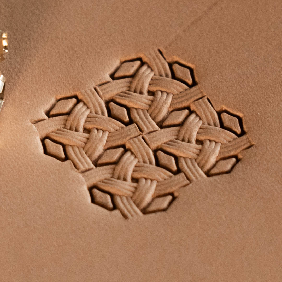 LT592 Basket Weave Leather Stamping Tool–Celtic Knot Basket Weave 14x14mm (5/9" x 5/9")