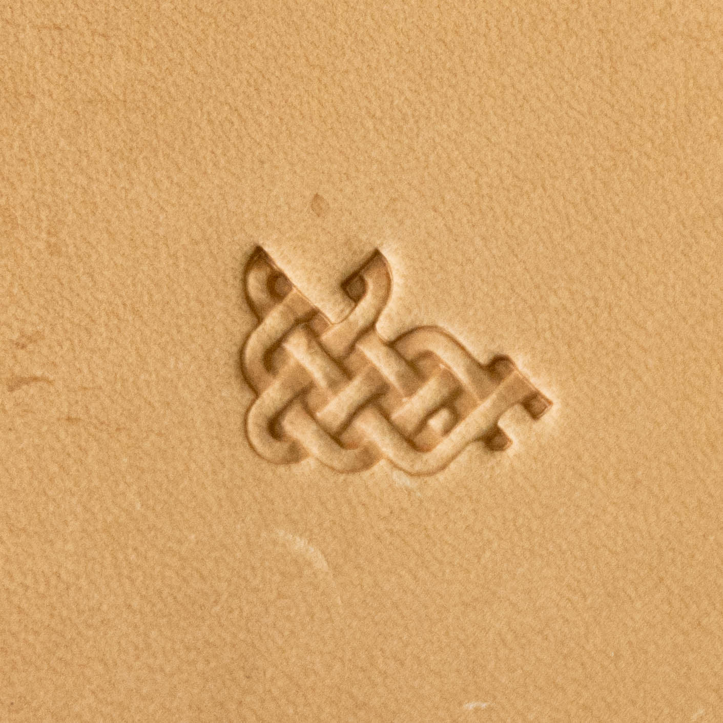 LT761 Geometric Leather Stamping Tool–Celtic Knot Geometric