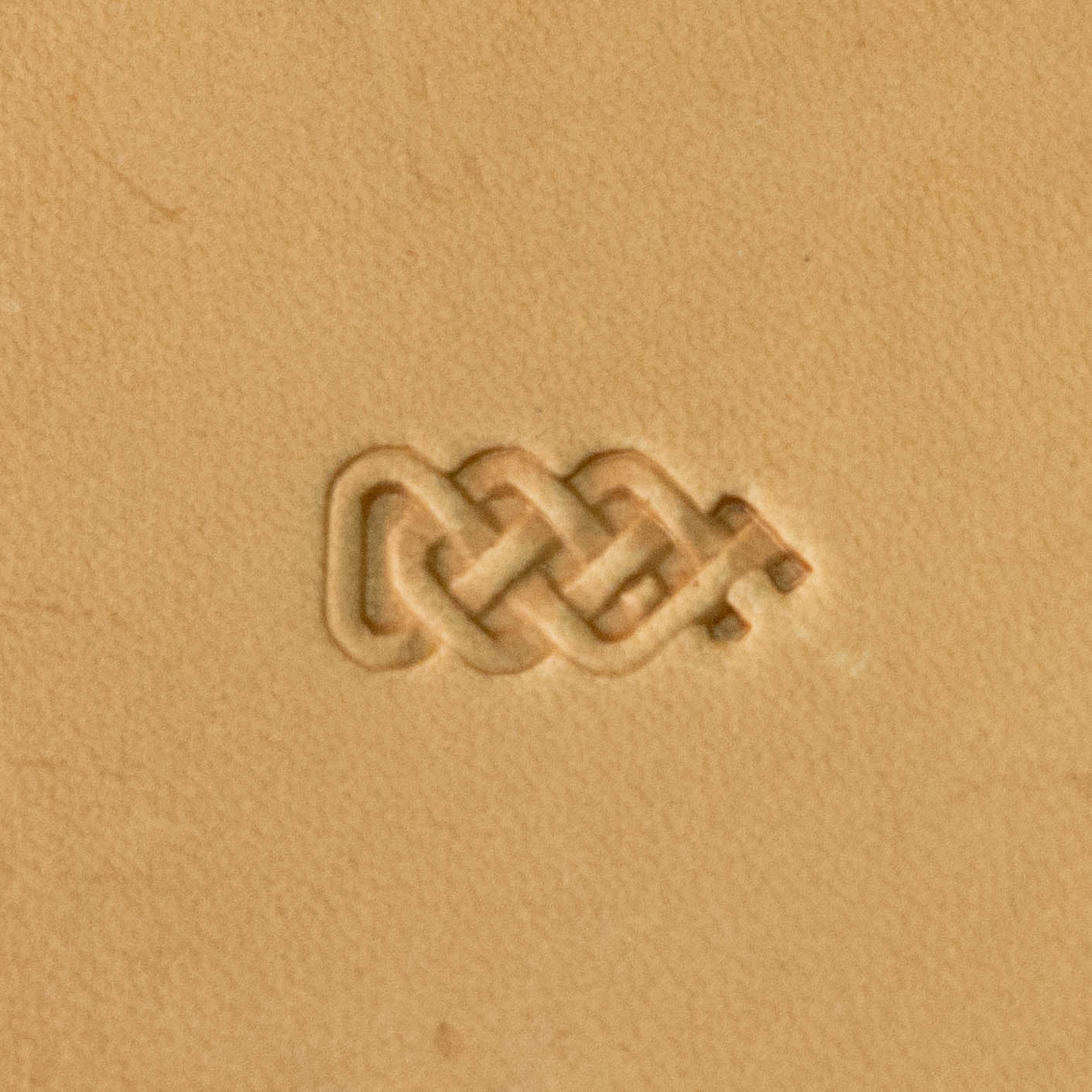 LT761 Geometric Leather Stamping Tool–Celtic Knot Geometric