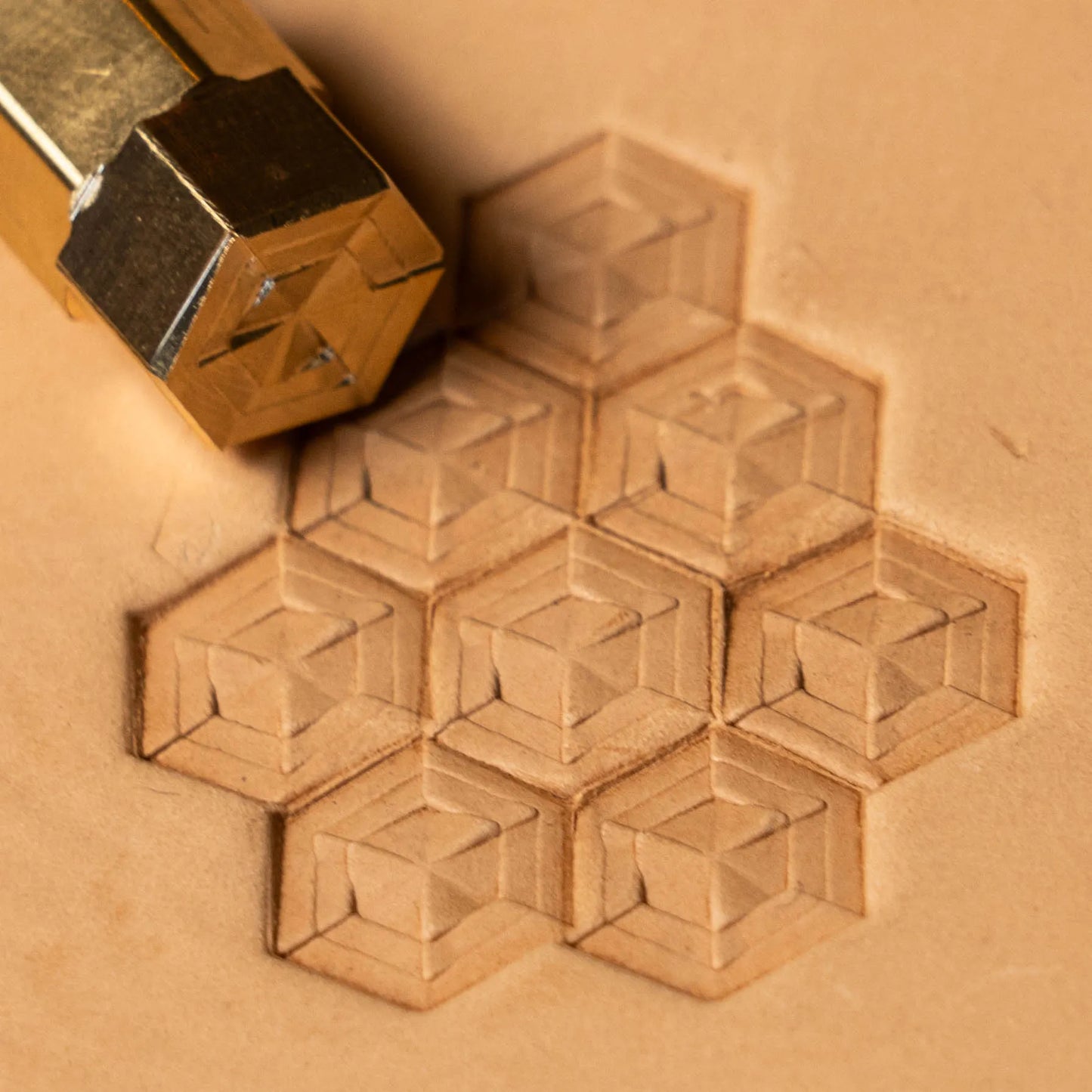 LT132 Geometric Leather Stamping Tool–Hexagon Cube Geometric 12x12mm (7/15" x 7/15")