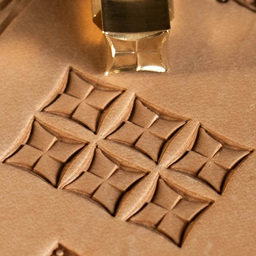 LT216 Geometric Leather Stamping Tool–Diamond Grid Geometric 10x10mm (2/5" x 2/5")