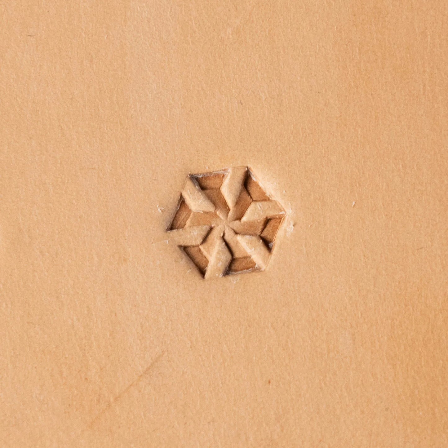 LT233 Geometric Leather Stamping Tool–3D Cubes Geometric 12x12mm (7/15" x 7/15")