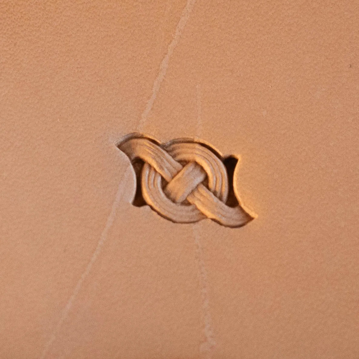 LT503 Celtic Knot Leather Stamping Tool– Celtic Knot 17x12mm (2/3" x 7/15")