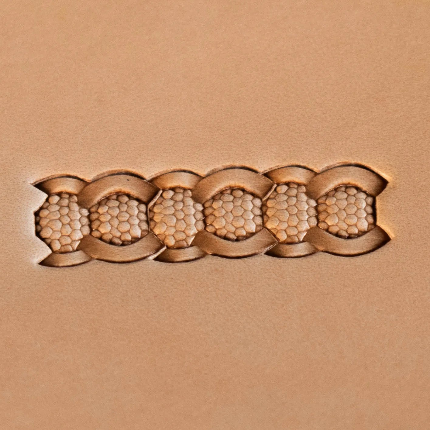 LT508 Geometric Leather Stamping Tool–Honeycomb Chain Geometric 17x14mm (2/3" x 5/9")