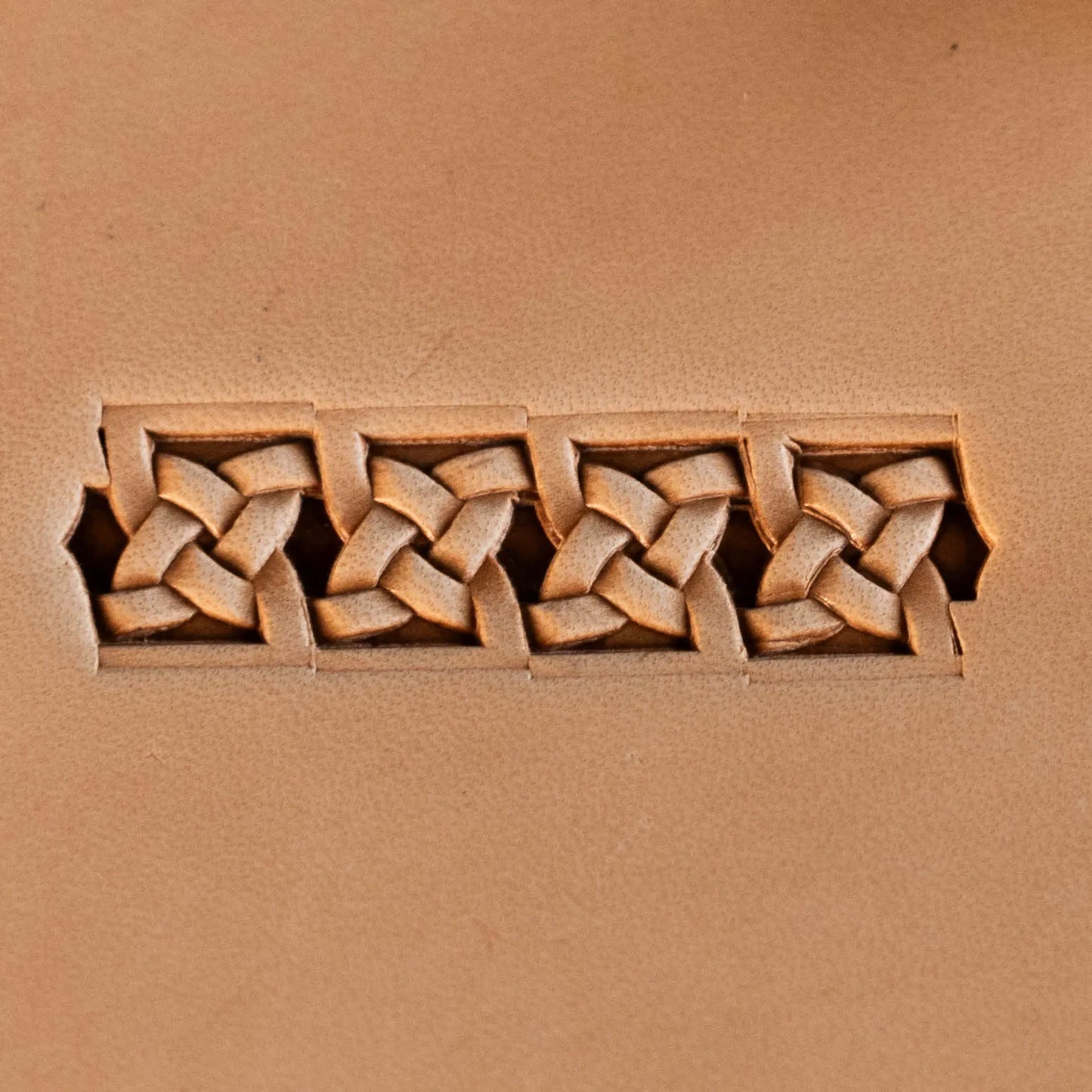LT512 Geometric Leather Stamping Tool–Celtic Knot Geometric 14x18mm (5/9" x 5/7")
