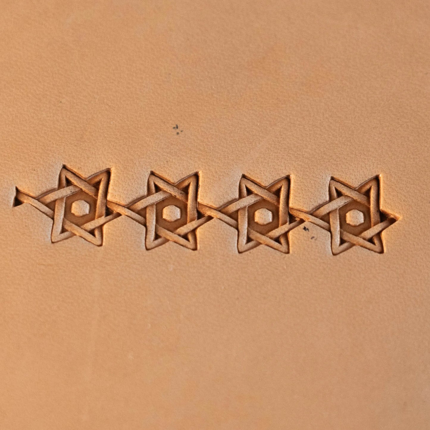 LT516 Geometric Leather Stamping Tool–Interlocking Stars Geometric 16x13mm (5/8" x 1/2")