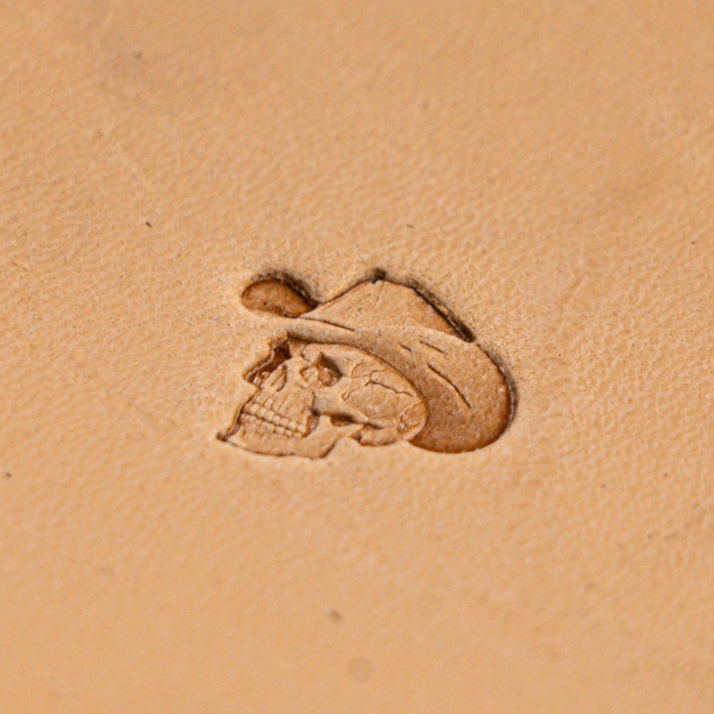 LT565 Skull Leather Stamping Tool–Cowboy Hat Skull 17x15mm (2/3" x 7/12")