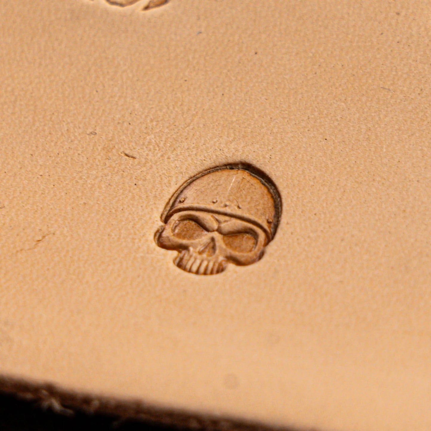 LT572 Skull Leather Stamping Tool–Viking Helmet Skull 12x15mm (7/15" x 7/12")