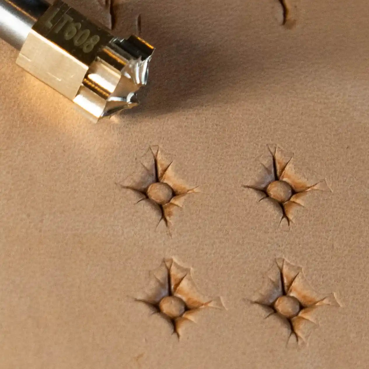 LT608 Geometric Leather Stamping Tool–Starburst Geometric 14x13mm (5/9" x 1/2")