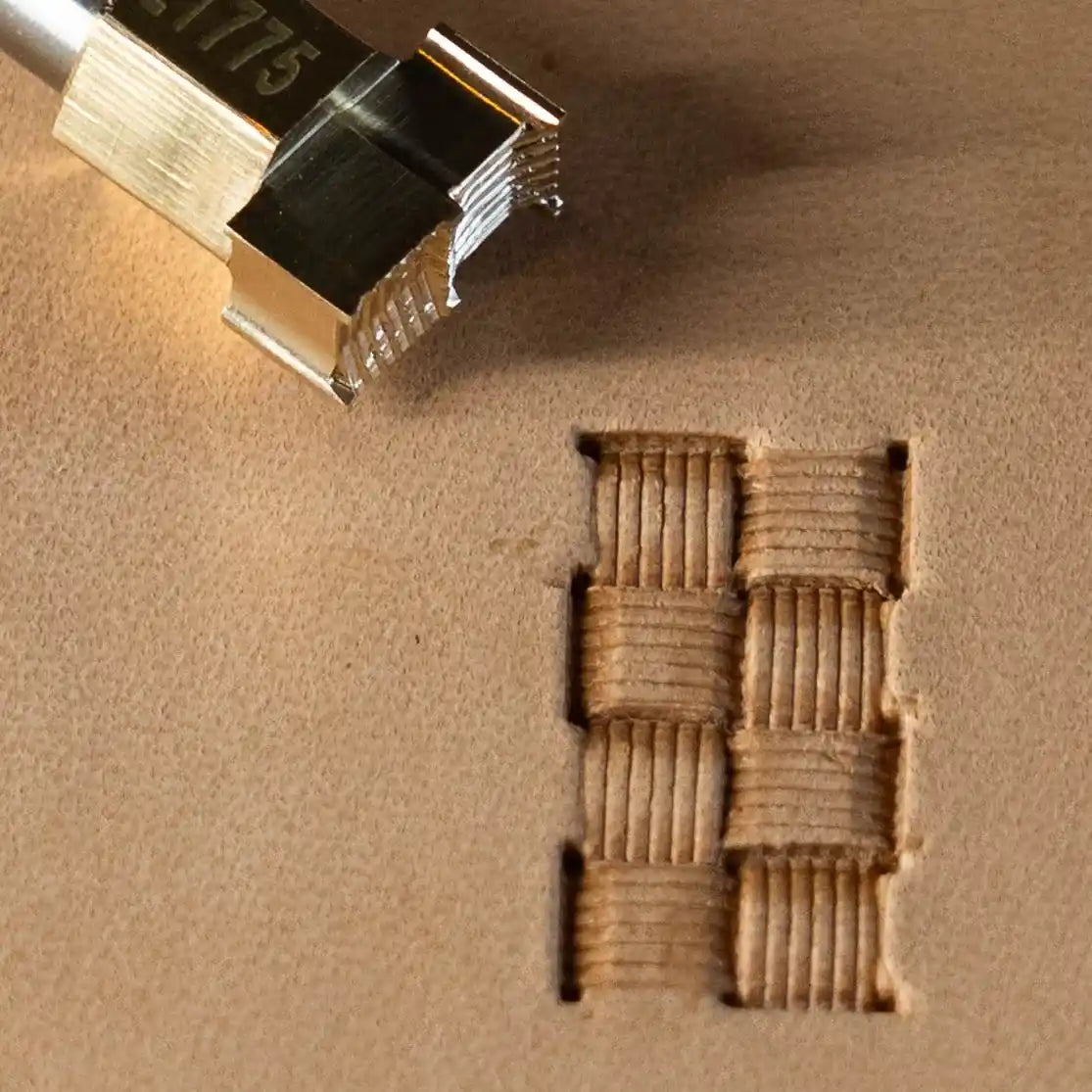 LT775 Basket Weave Leather Stamping Tool–Boxed Lines Basket Weave 14x08mm (5/9" x 5/16")