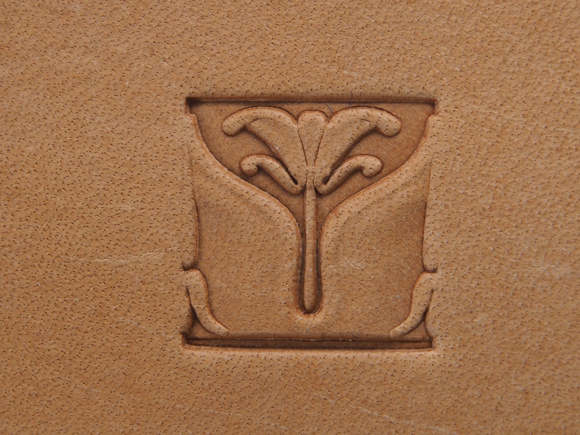 Ornate Tile leather stamp LT139 — border and corner set impression on veg-tan leather