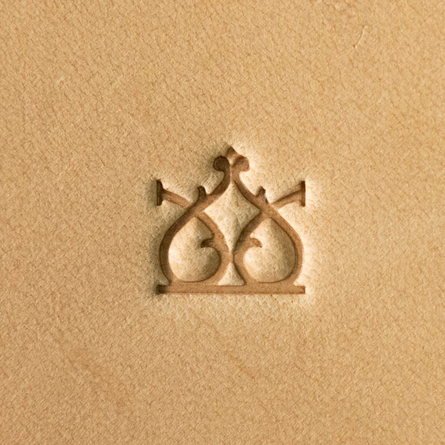 LT766 Ornate Crown Leather Stamping Tool– Ornate Crown 14x14mm (5/9" x 5/9")