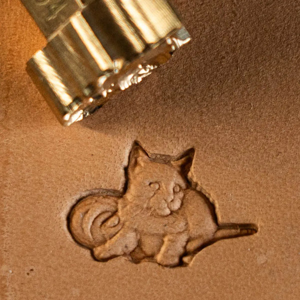 Cat Leather Stamp – Curled Tail