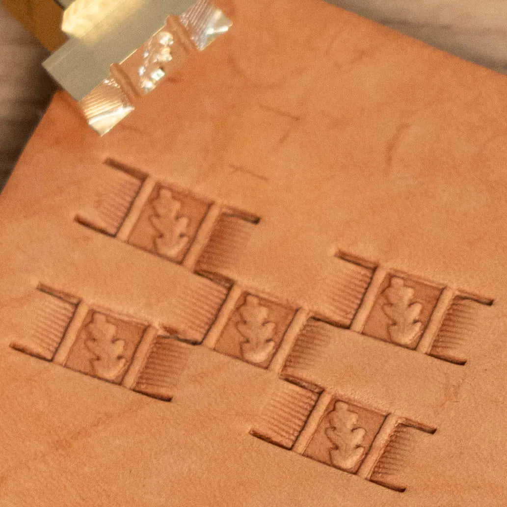 LT786 Oak Leaf Leather Stamping Tool for Professional Crafters – Pattern Oak Leaf 16x7mm (5/8" x 3/11")