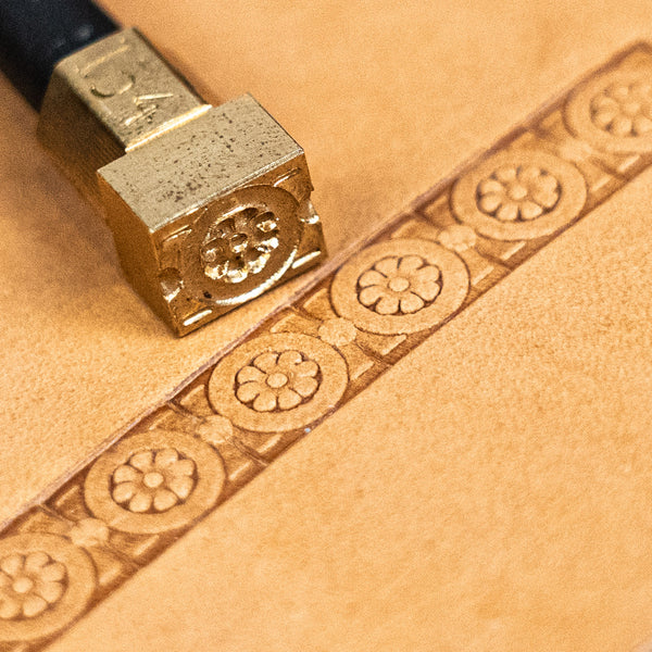 Flower Leather Stamp – Circle Border