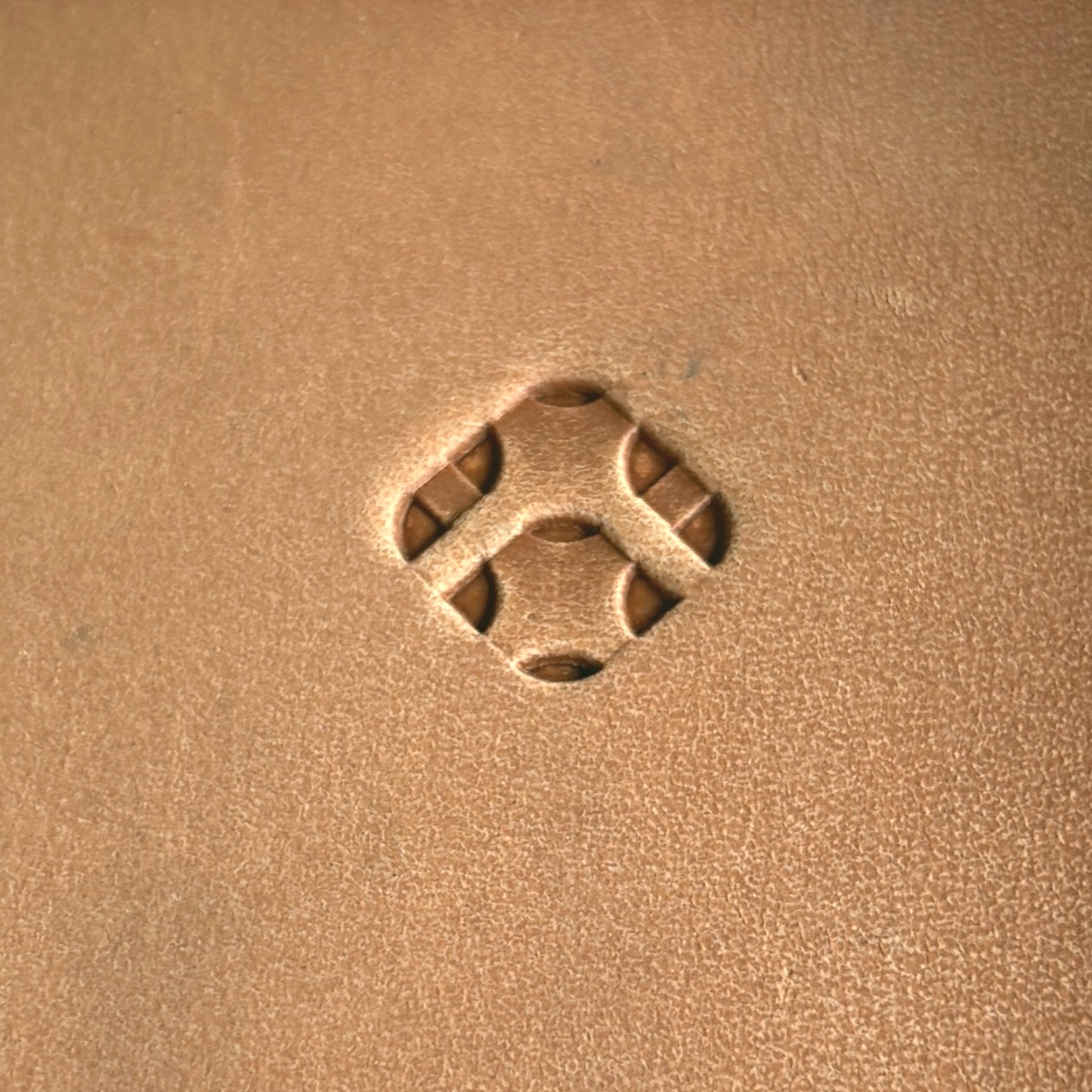 Basket Weave leather stamp LT005 — single impression on veg-tan leather