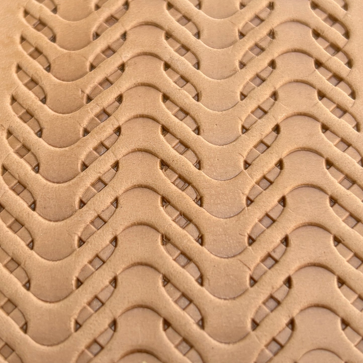 Wavy Lines leather stamp LT010 — pattern imprint on veg-tan leather