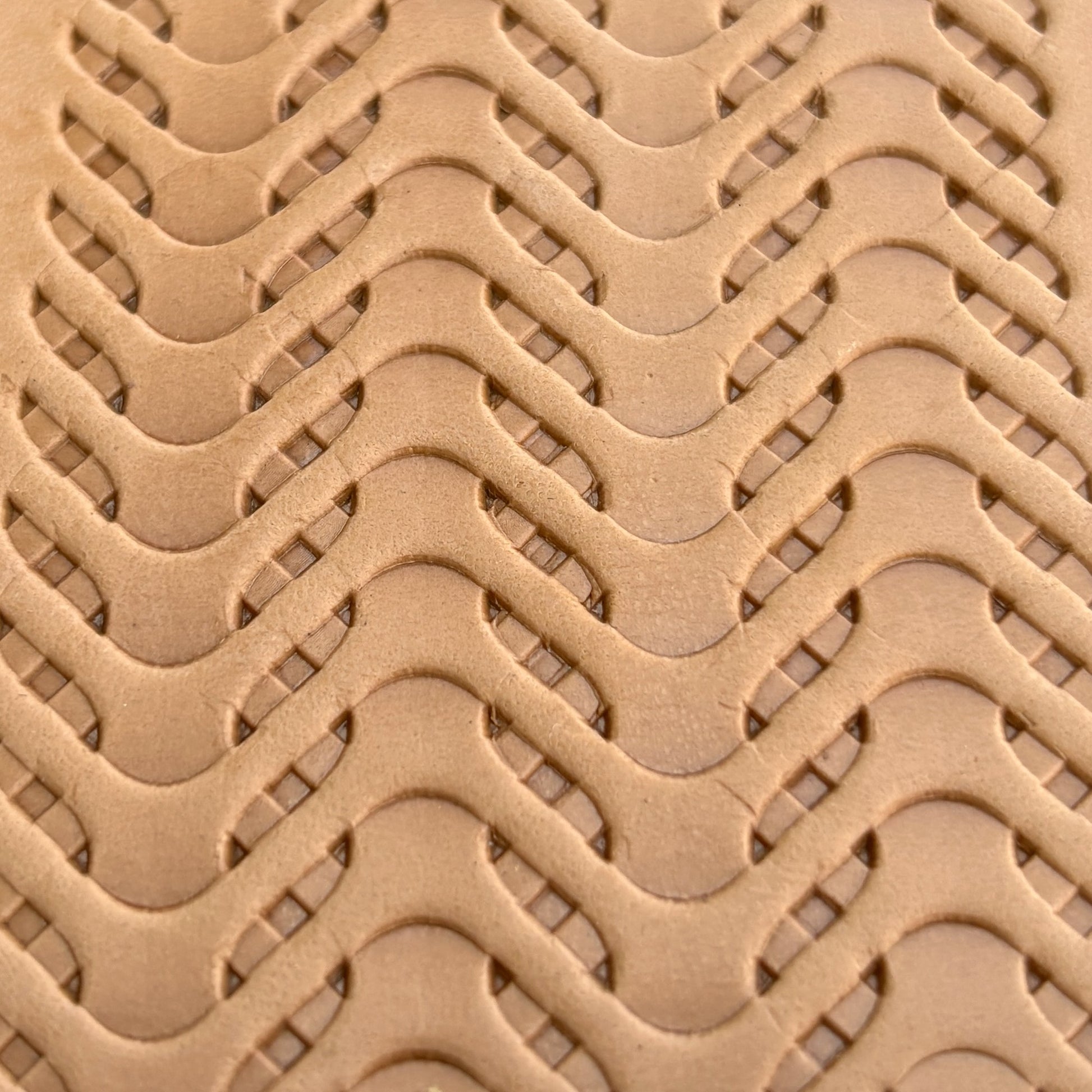 Wavy Lines leather stamp LT010 — pattern imprint on veg-tan leather