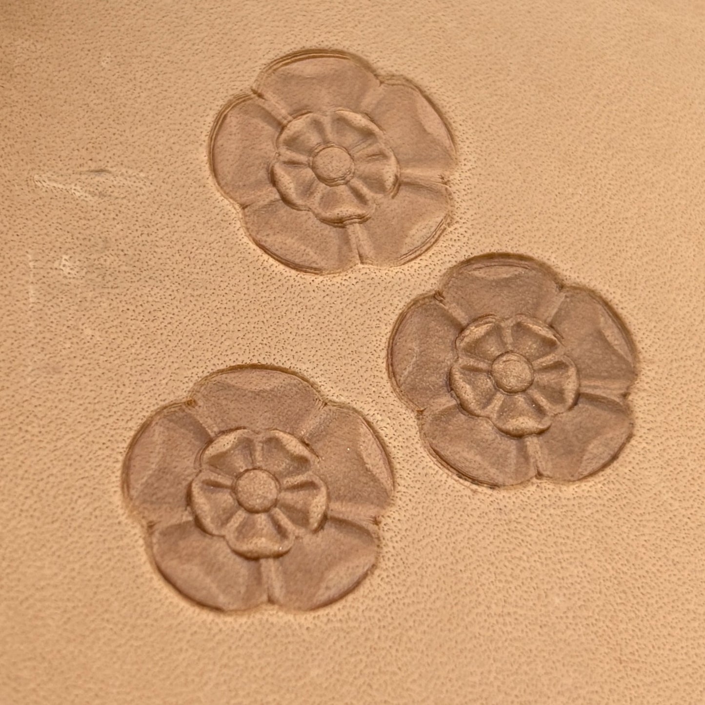 Tudor Flower leather stamp LT017 — pattern imprint on veg-tan leather