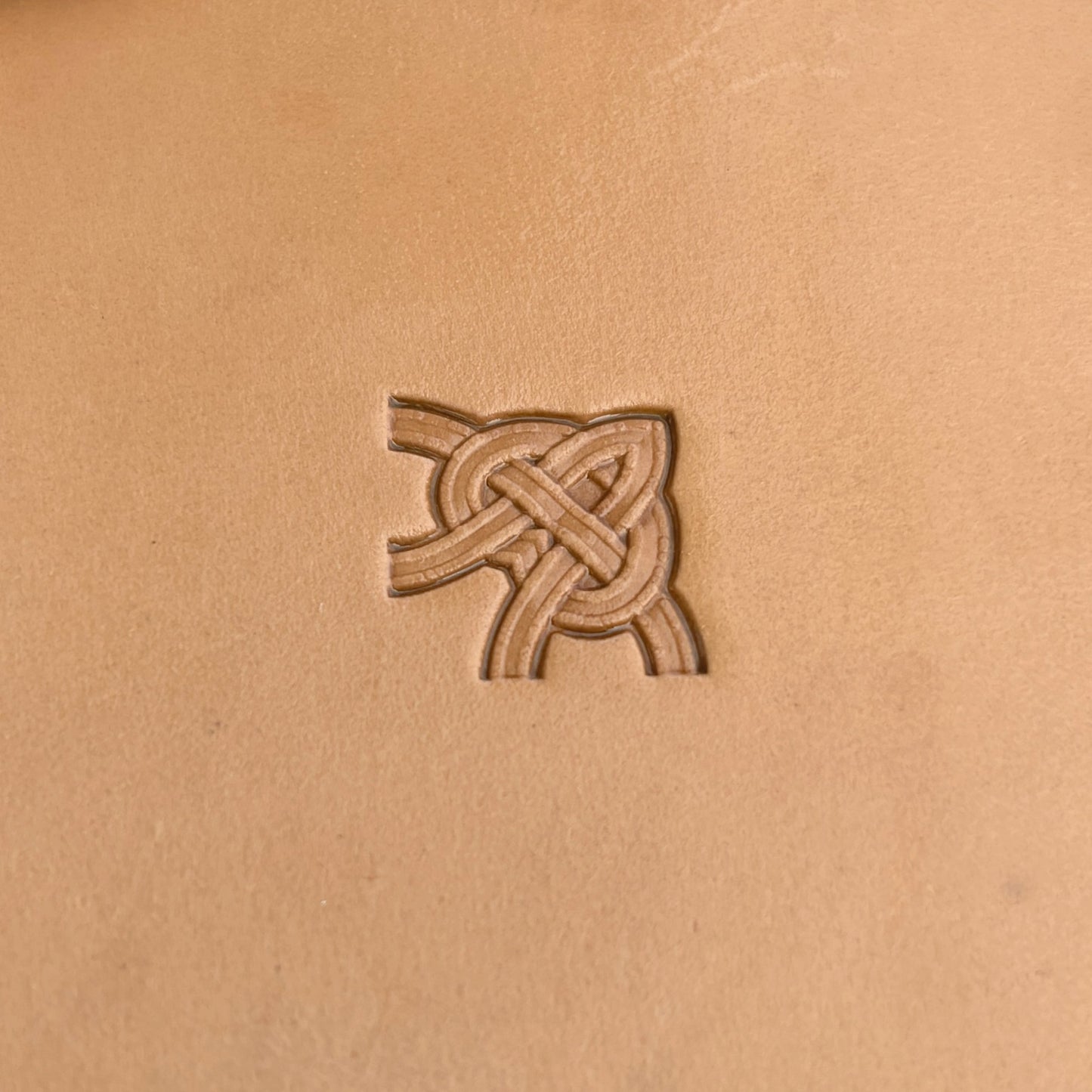 Celtic Knot Border + Corner leather stamp LT046 — pattern imprint on veg-tan leather