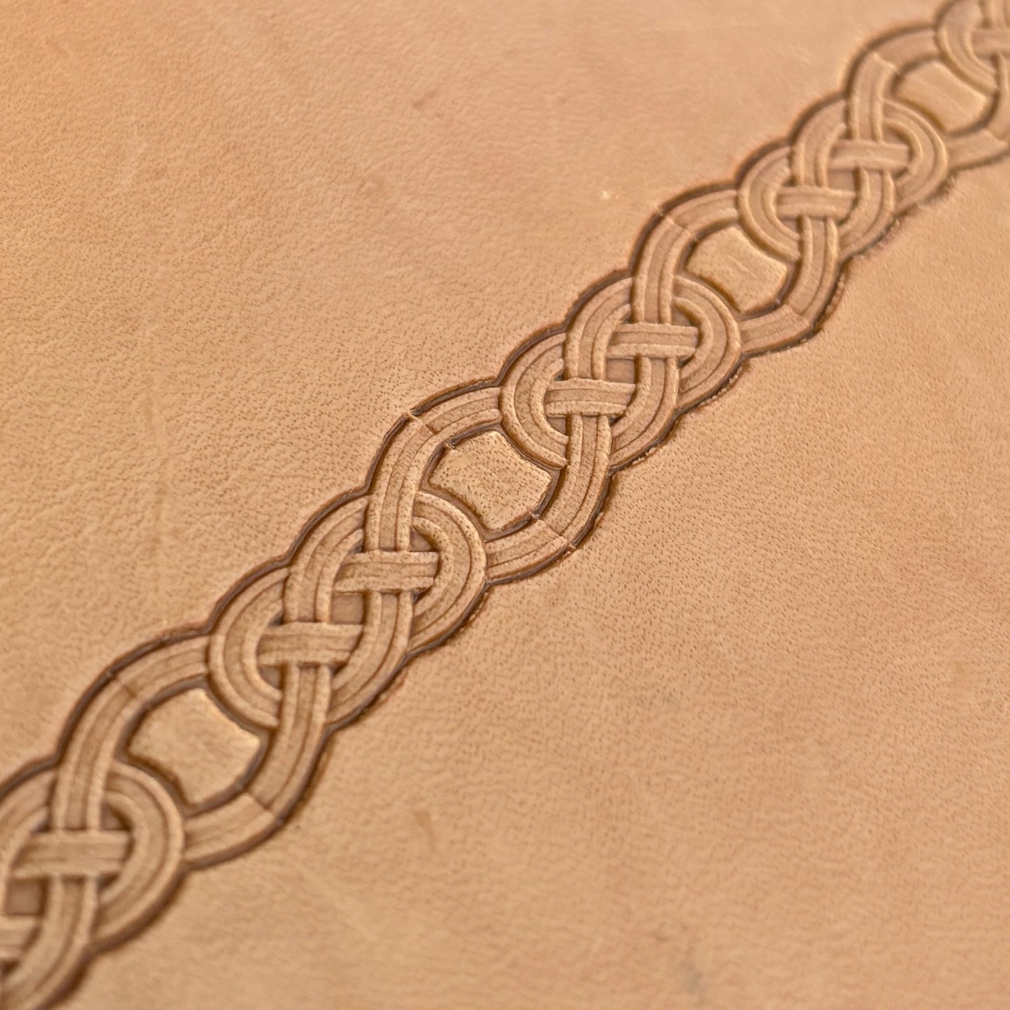 Celtic Knot Border + Corner leather stamp LT046 — pattern imprint on veg-tan leather