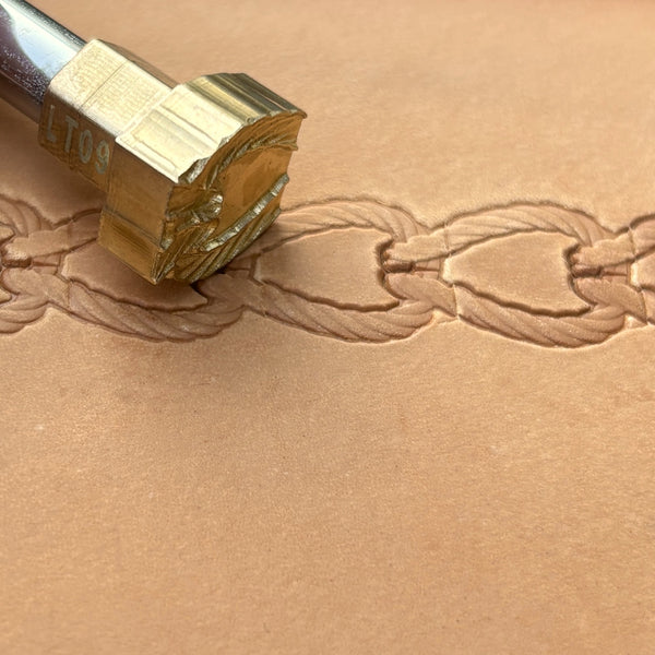 Rope Chain leather stamp LT099 — brass stamping tool with imprint on natural veg-tan leather