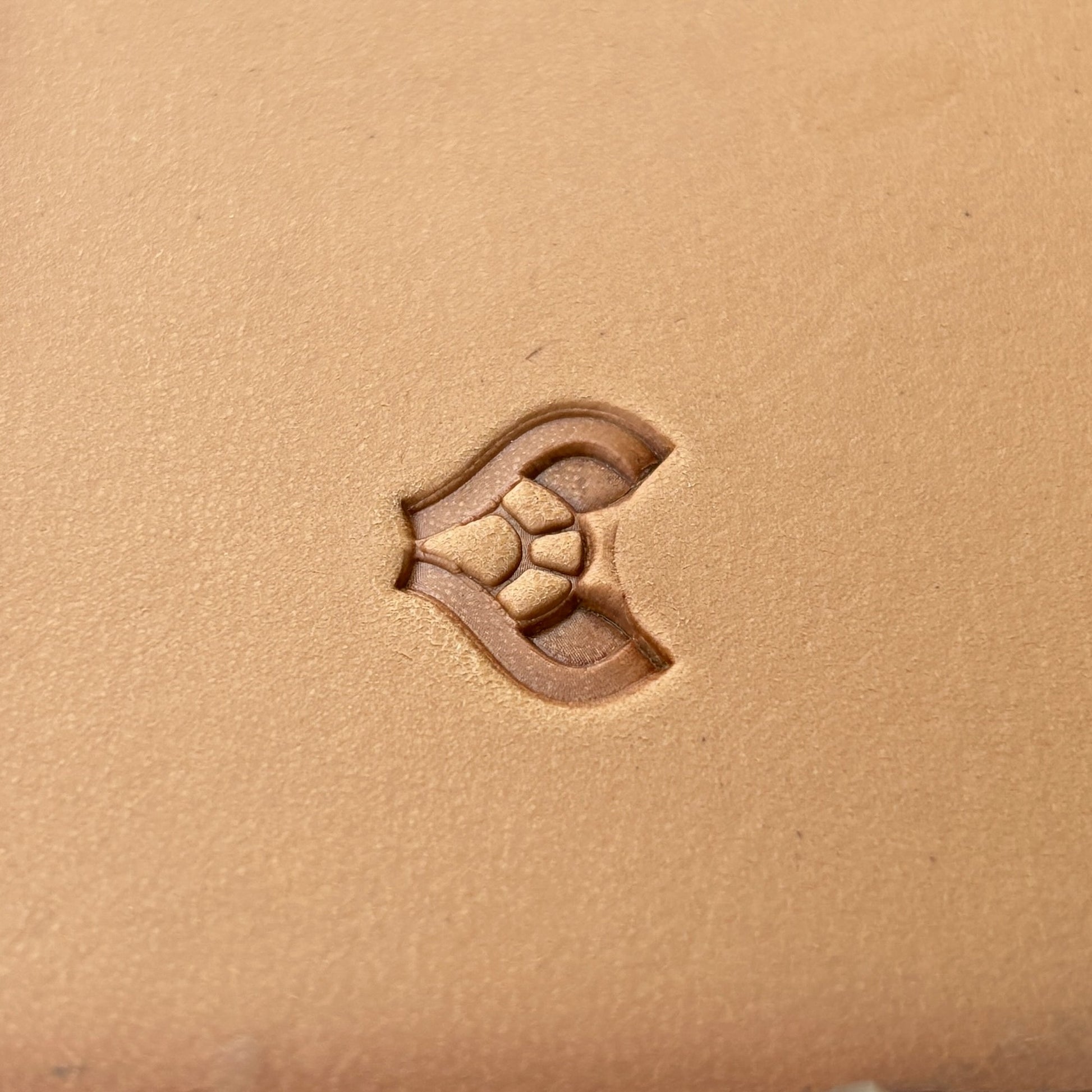 Celtic Knot leather stamp LT106 — pattern imprint on veg-tan leather