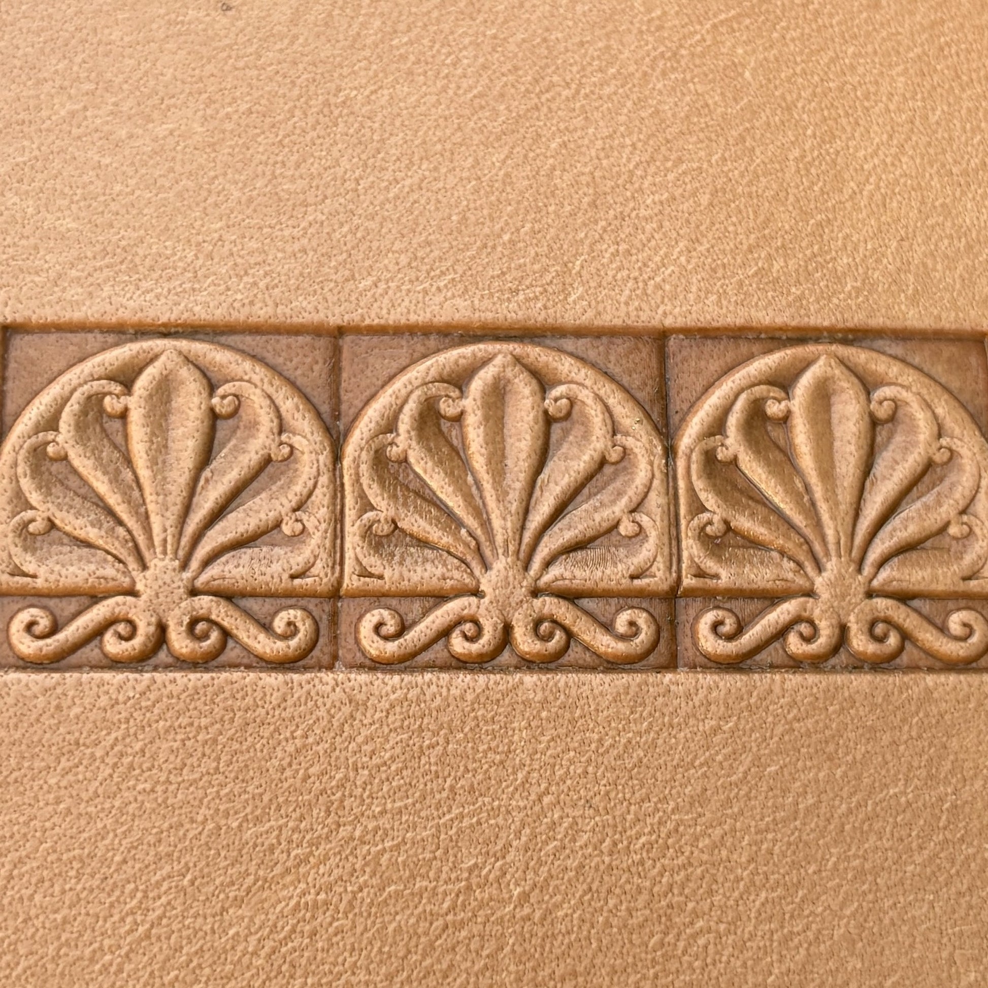 Fleur leather stamp LT136 — pattern imprint on veg-tan leather