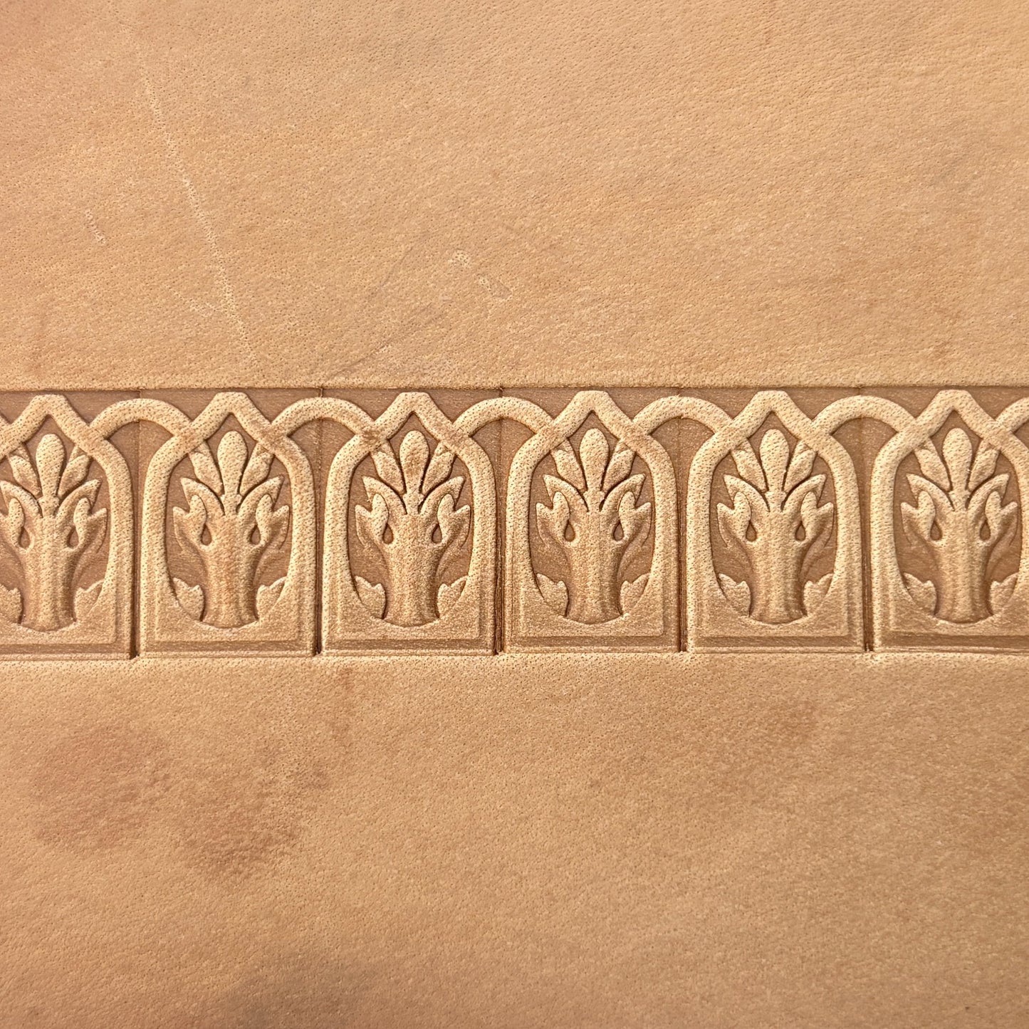 Gothic Arch Oak Leaf leather stamp LT142 — pattern imprint on veg-tan leather