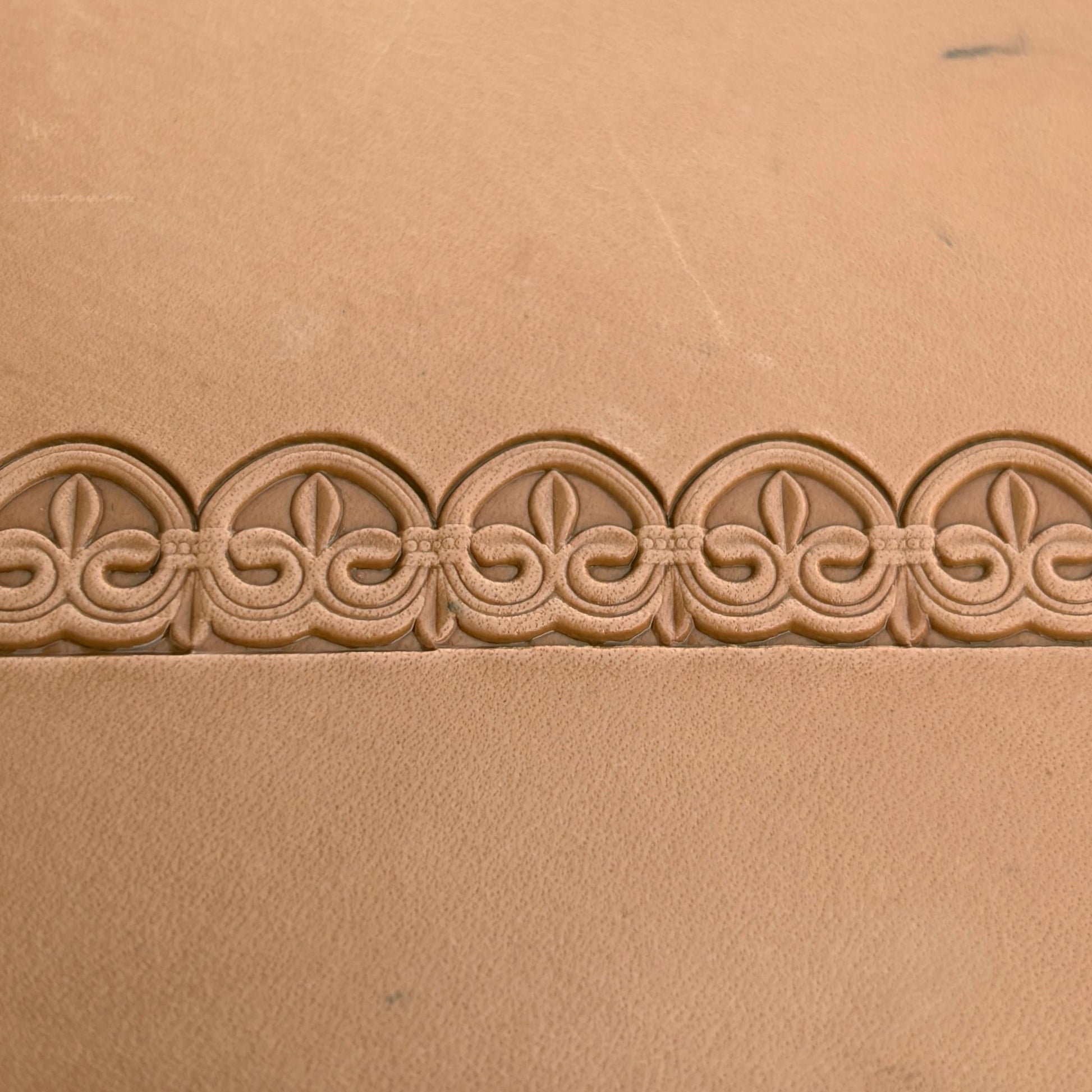 Leaf leather stamp LT158 — pattern imprint on veg-tan leather