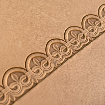 Leaf leather stamp LT158 — single impression on veg-tan leather